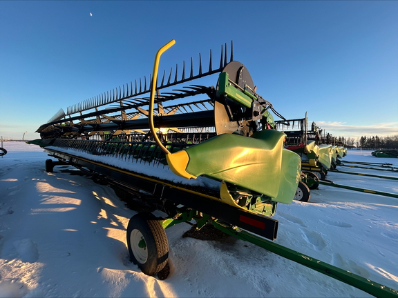 2019 John Deere 745FD Header Combine