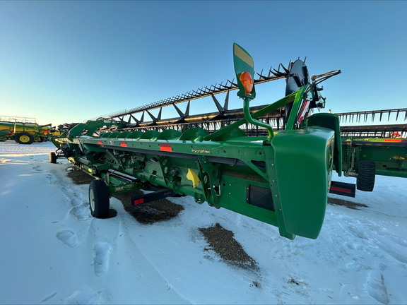 2019 John Deere 745FD Header Combine