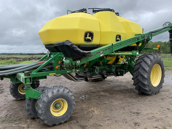 2009 John Deere 1830 Air Seeder