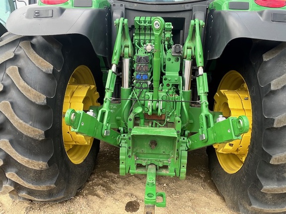 2019 John Deere 6175R Tractor