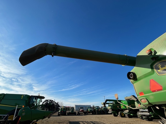 2020 John Deere S790 Combine