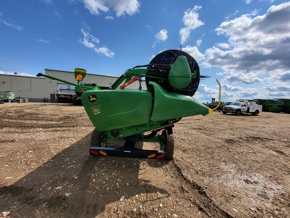 2019 John Deere 735FD Header Combine