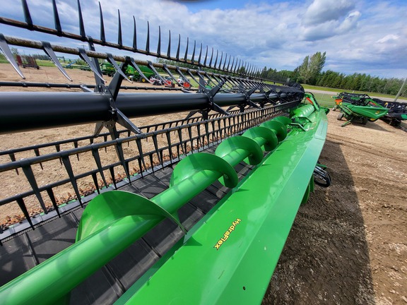 2019 John Deere 735FD Header Combine