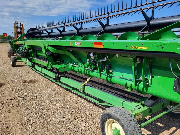 2019 John Deere 735FD Header Combine