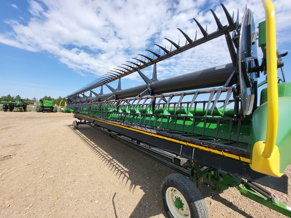 2019 John Deere 735FD Header Combine