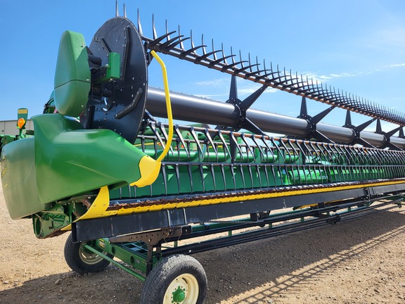 2019 John Deere 735FD Header Combine