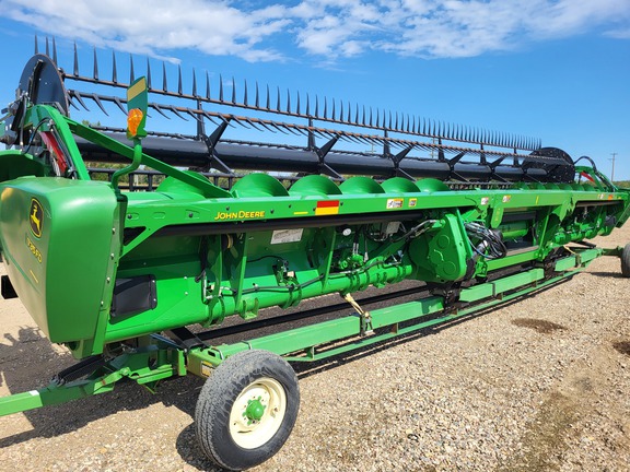 2019 John Deere 735FD Header Combine