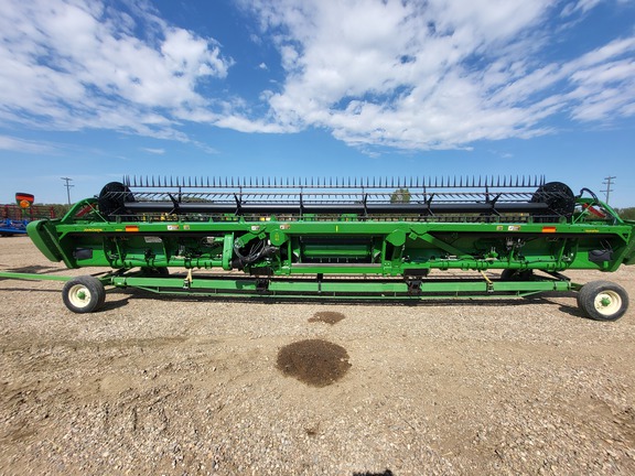 2019 John Deere 735FD Header Combine