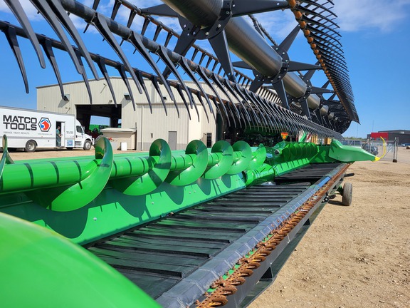 2019 John Deere 735FD Header Combine