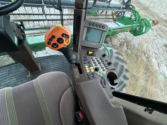 2011 John Deere D450 Windrower