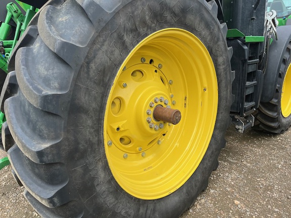 2021 John Deere 7R 250 Tractor