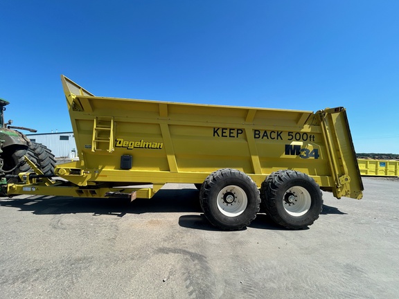 2021 Degelman M34 Manure Spreader