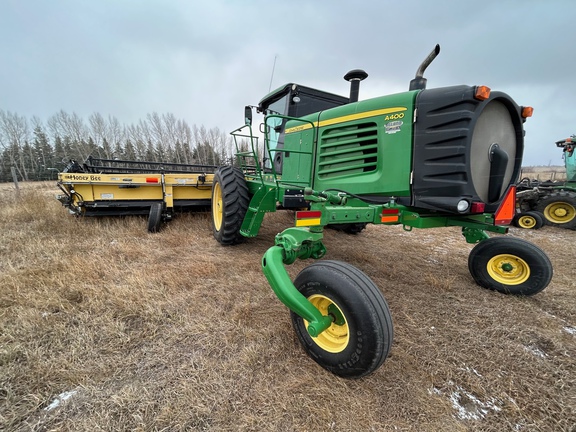 2010 John Deere A400 Windrower