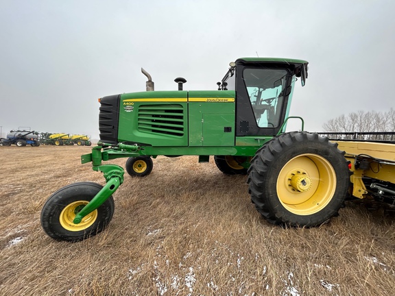 2010 John Deere A400 Windrower