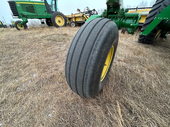 2010 John Deere A400 Windrower