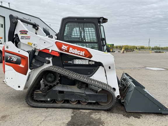 2022 Bobcat T76 Compact Track Loader