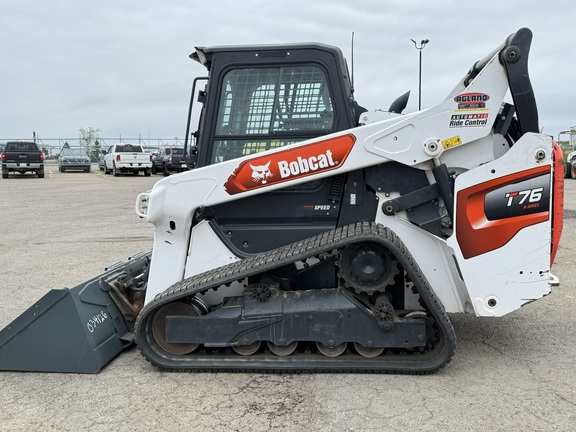 2022 Bobcat T76 Compact Track Loader