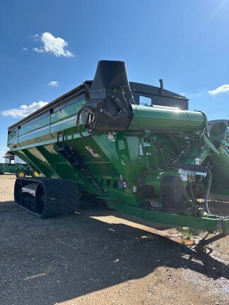 2021 Brent 1596 Grain Cart