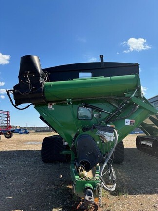 2021 Brent 1596 Grain Cart