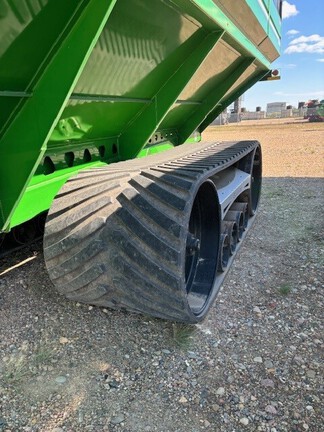 2021 Brent 1596 Grain Cart