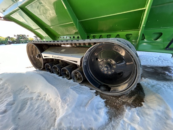 2021 Brent 1596 Grain Cart