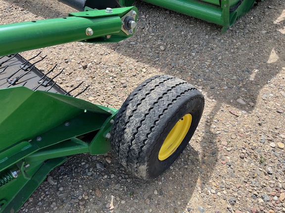 2015 John Deere 615P Header Combine