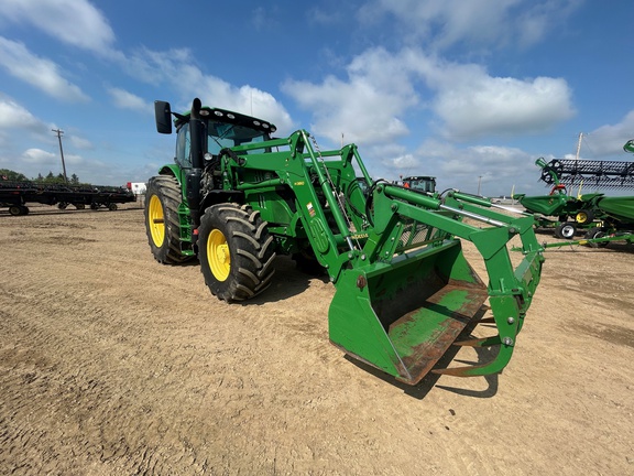 2017 John Deere 6175R Tractor