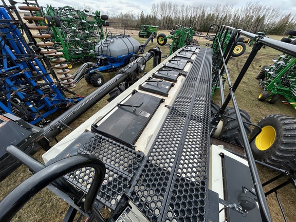 2013 John Deere 1870 Air Seeder