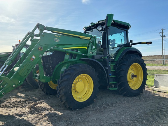 2023 John Deere 7R 250 Tractor