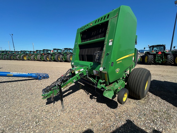 2023 John Deere 560M Baler/Round