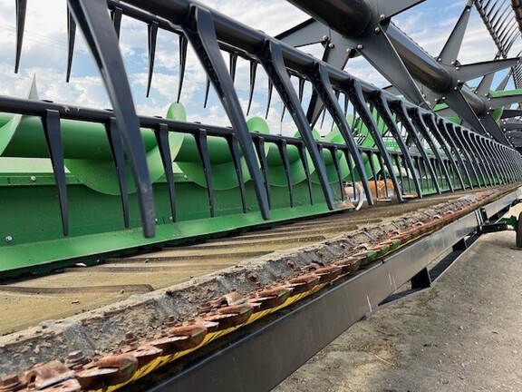 2019 John Deere 740FD Header Combine