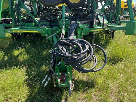 2013 John Deere 1870 Air Seeder