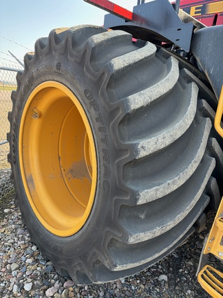 2021 Versatile 570 Tractor 4WD