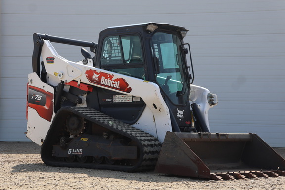 2021 Bobcat T76 Compact Track Loader