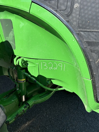 2023 John Deere 7R 290 Tractor