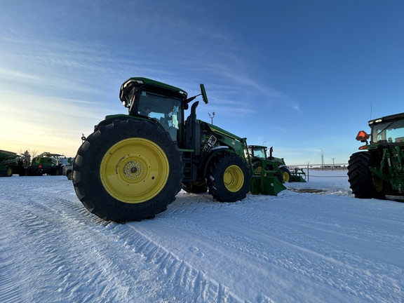 2023 John Deere 7R 290 Tractor