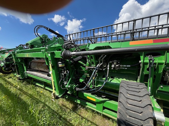 2023 John Deere HD35R Header Combine