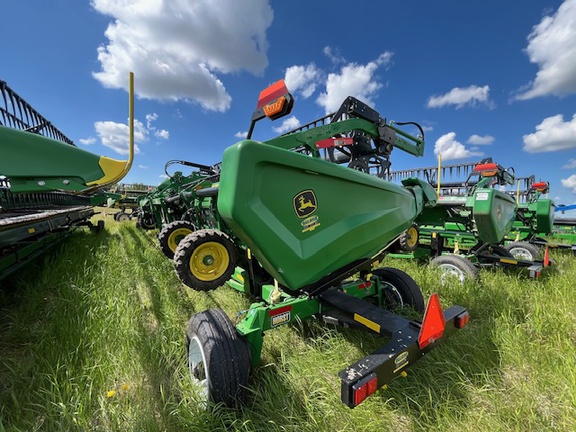 2023 John Deere HD35R Header Combine