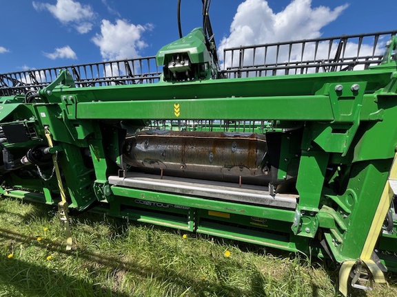 2023 John Deere HD35R Header Combine