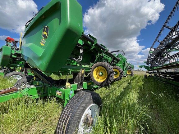 2023 John Deere HD35R Header Combine