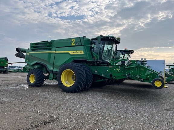 2022 John Deere X9 1000 Combine