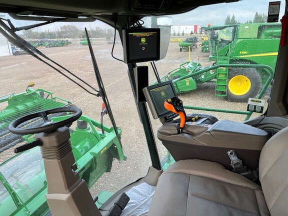 2022 John Deere X9 1000 Combine