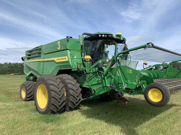 2022 John Deere X9 1000 Combine