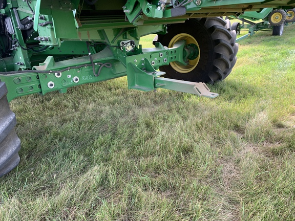 2022 John Deere X9 1000 Combine