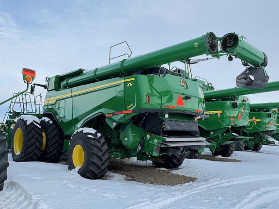 2022 John Deere X9 1000 Combine