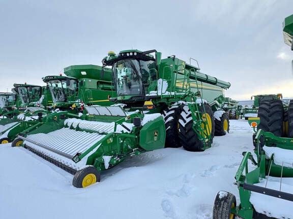 2022 John Deere X9 1000 Combine