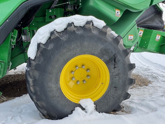 2022 John Deere X9 1000 Combine