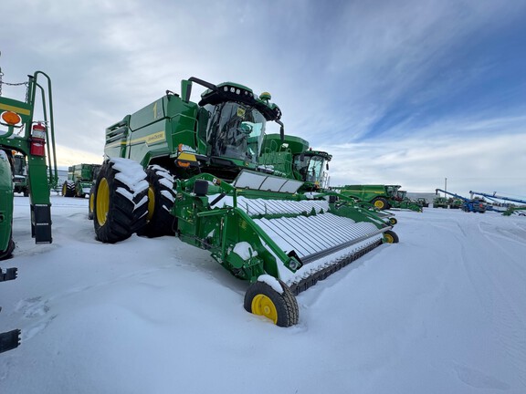 2022 John Deere X9 1000 Combine