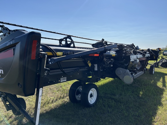 2014 MacDon FD75 Header Combine