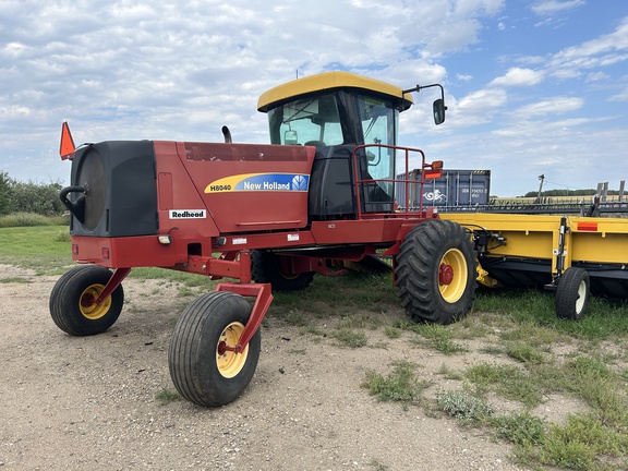 2011 New Holland H8040 Windrower